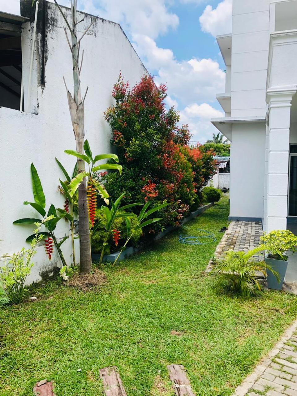 Vidushi Home Minuwangoda Ngoại thất bức ảnh